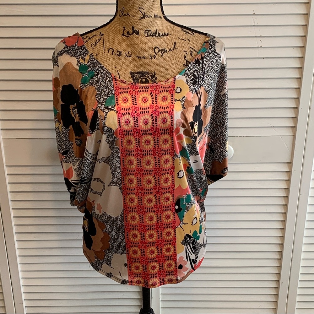 Bisou Bisou Multicolor Floral Blouse
